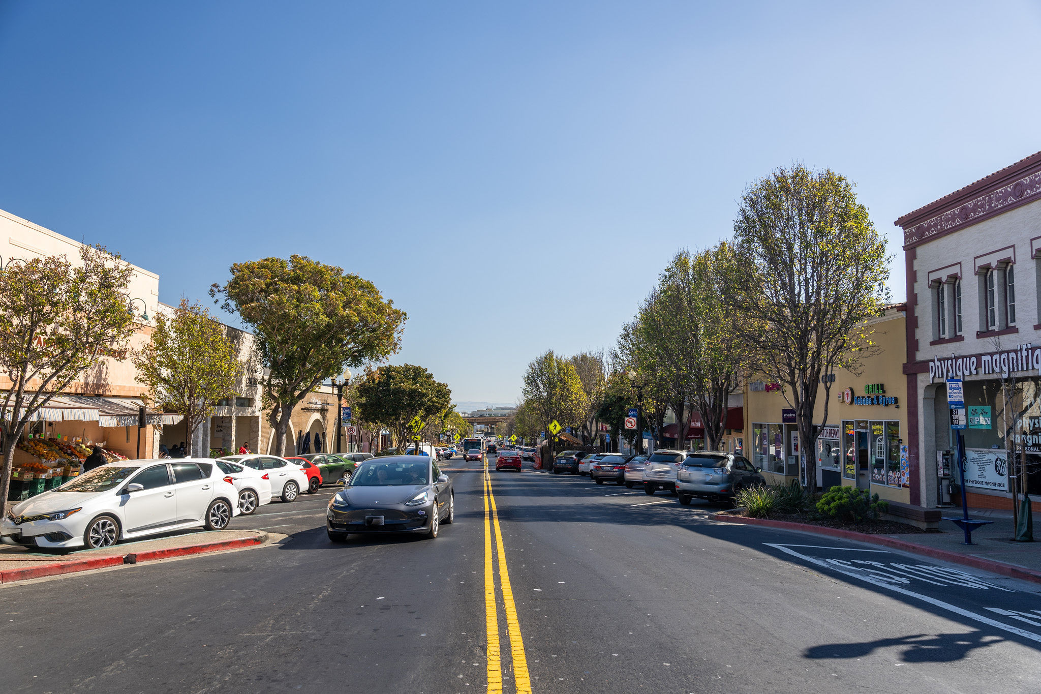 Cars in Grand Avenue in South San Francisco