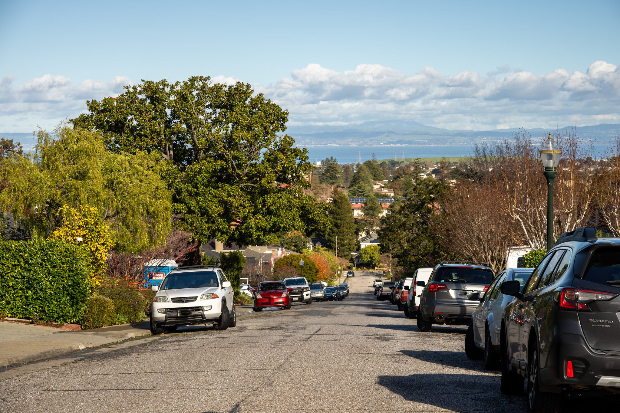 Baywood Knolls neighborhood cars in San Mateo.