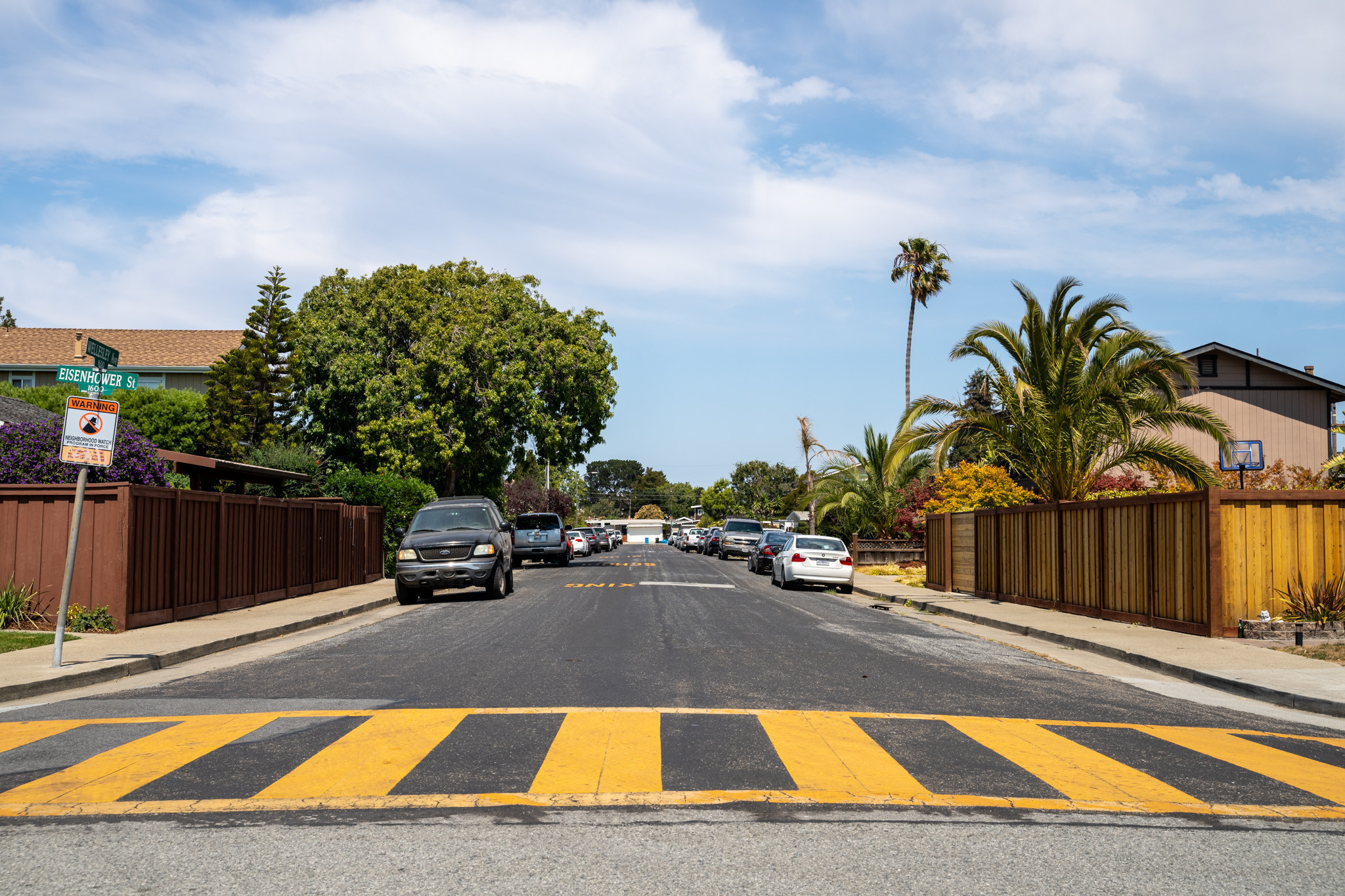 Street view with crosswalk  in the Parkside area in San Mateo