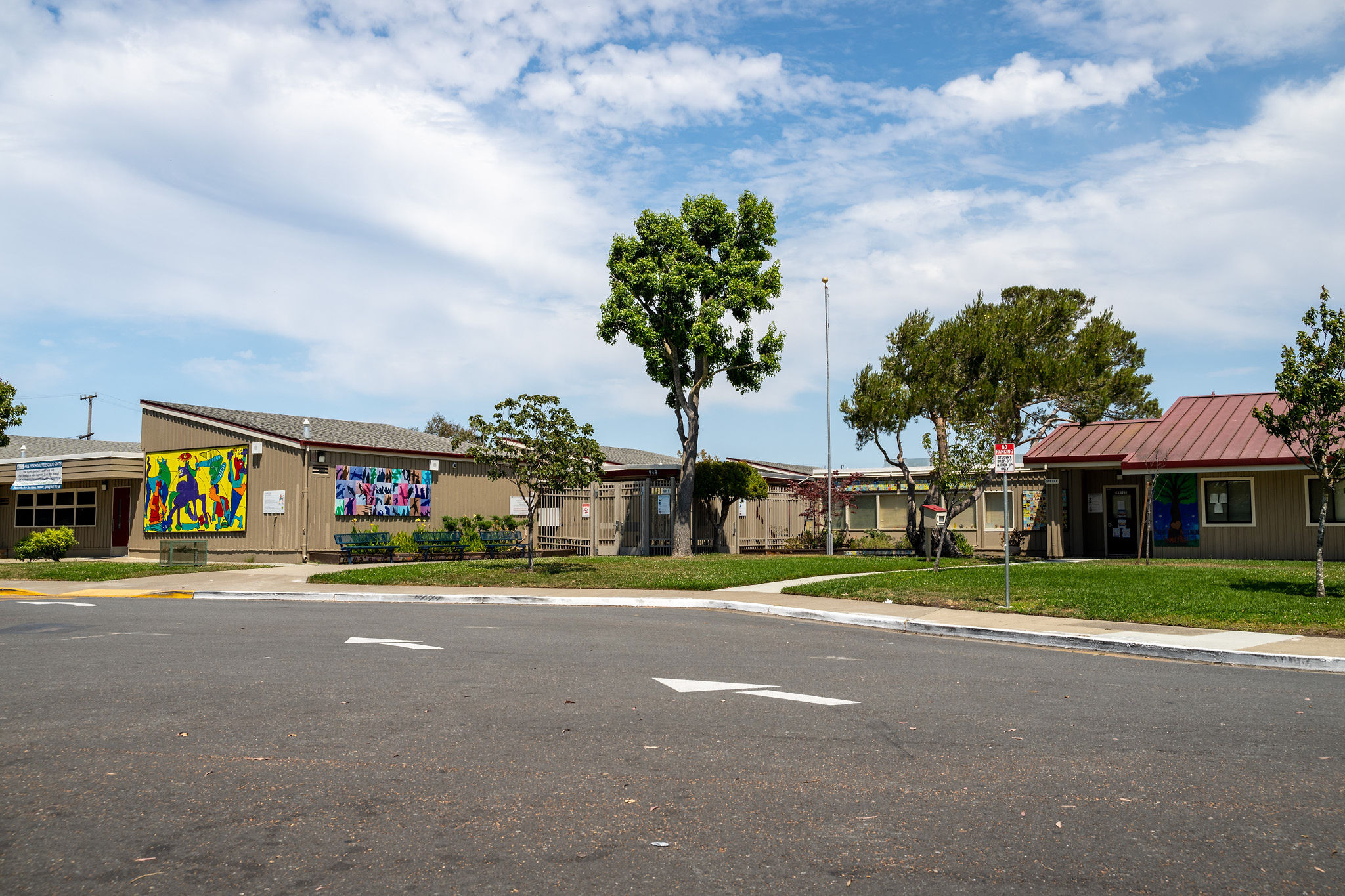 School in the Shoreview area in San Mateo