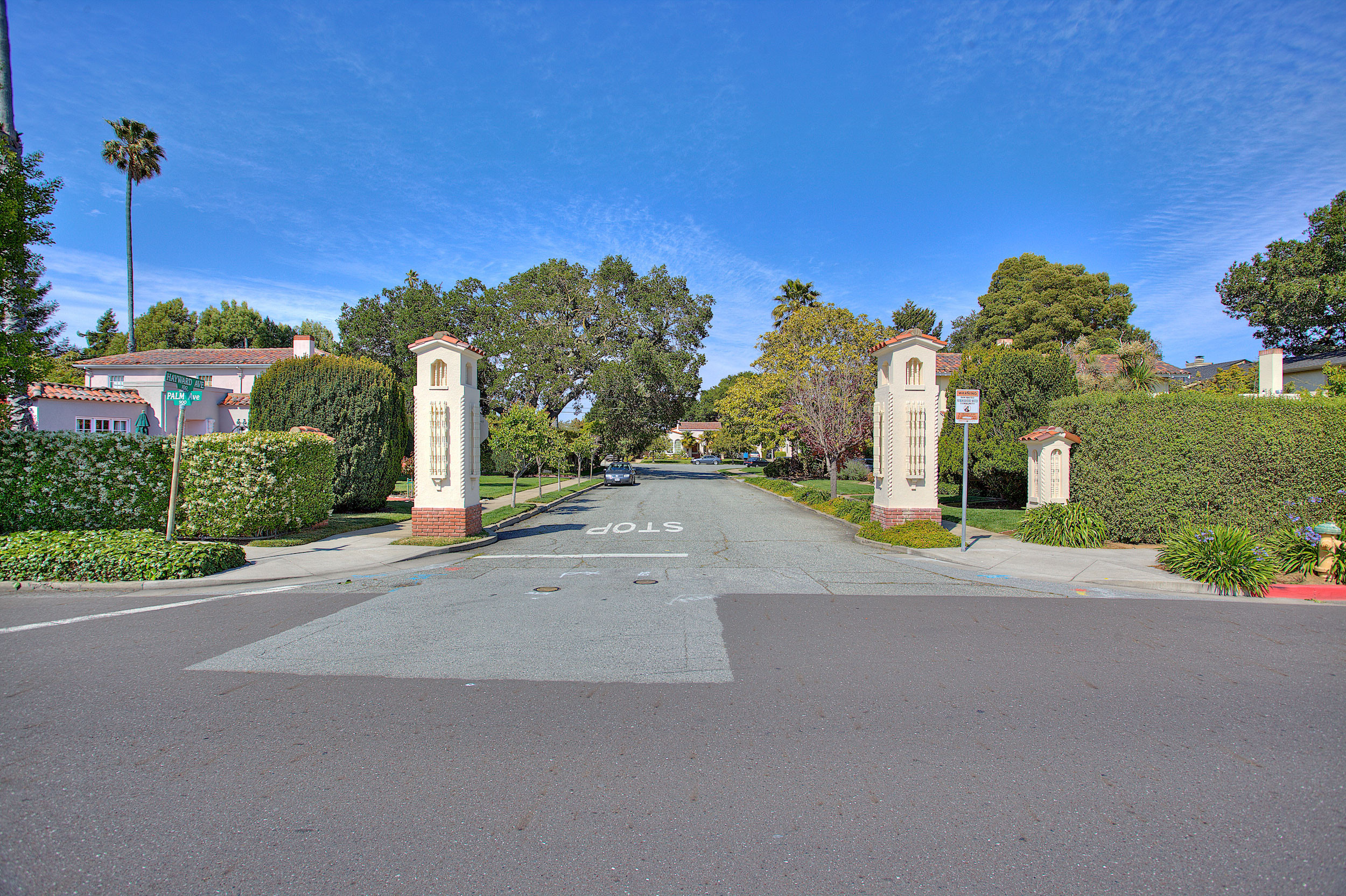 Entrance to the Haywood Park neighborhood in San Mateo