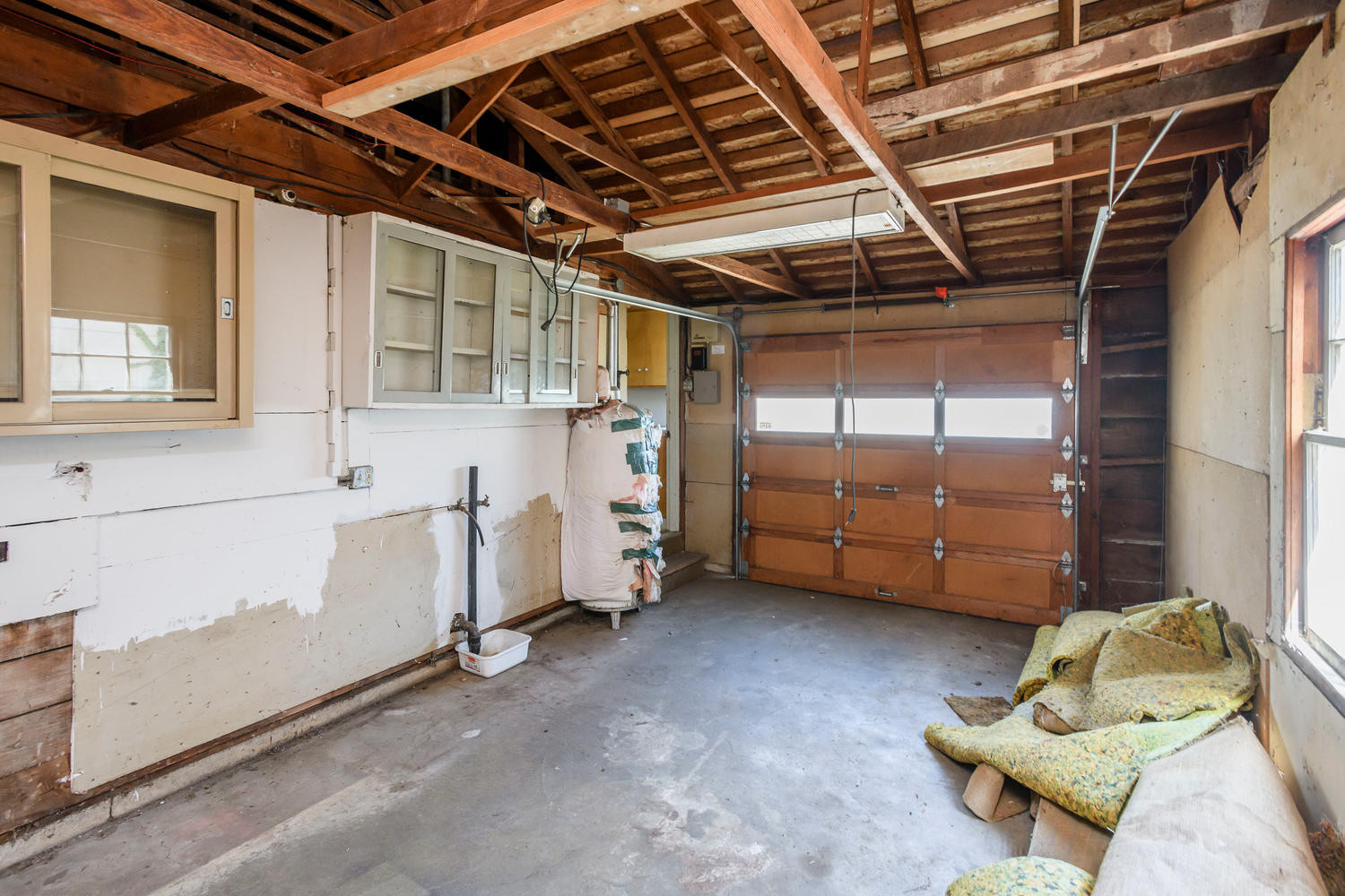 1054 Cedar Street Garage Interior in Howard Park Neighborhood in San Carlos.