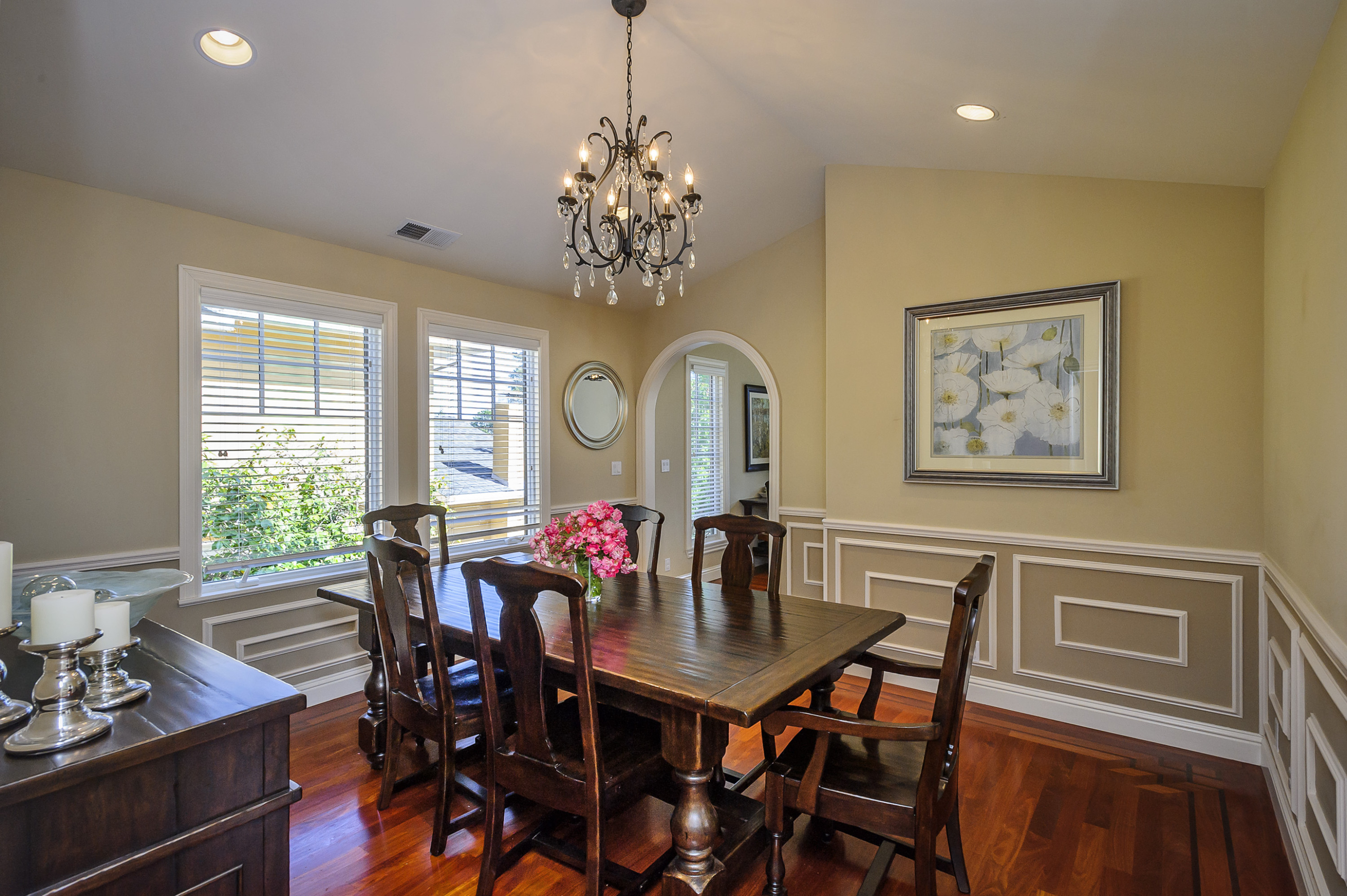 1465 Drake Avenue Dining Area Arch Way in Easton Addition Neighborhood in Burlingame.