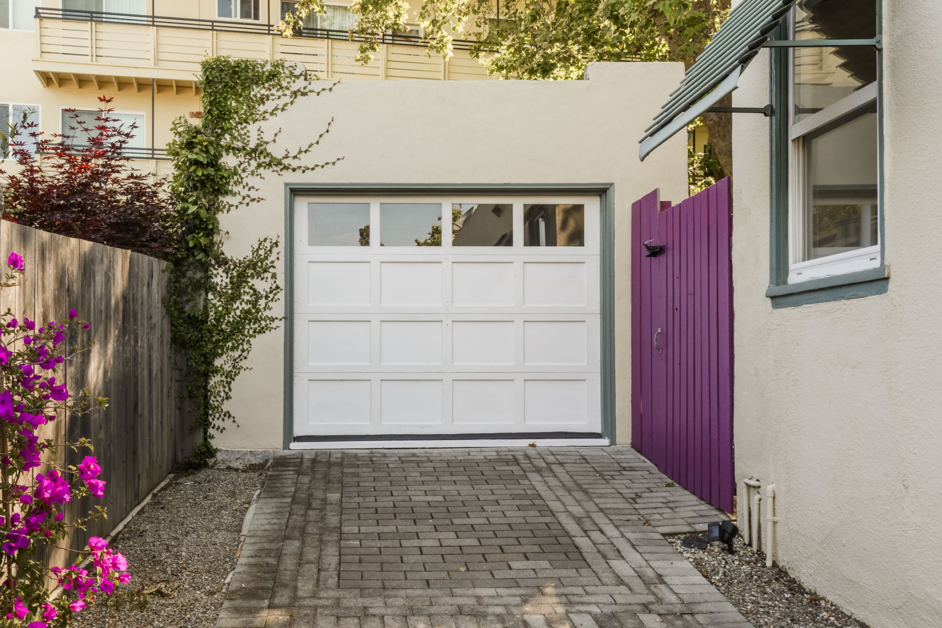 437 Wisnom Avenue Garage Door in Eastern Addition Neighborhood in San Mateo.