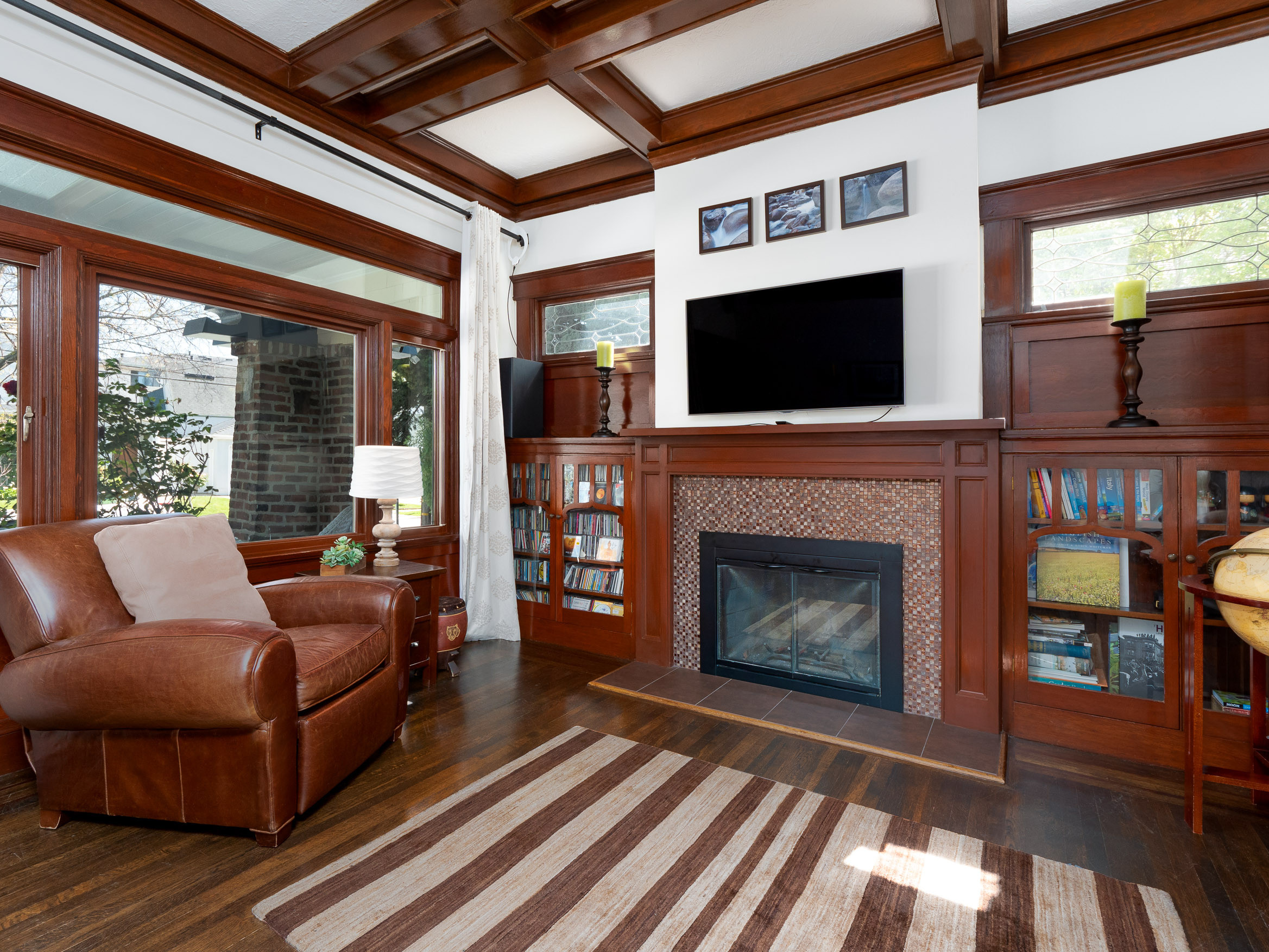 215 State Street Living Room in Easton Addition Neighborhood in San Mateo.