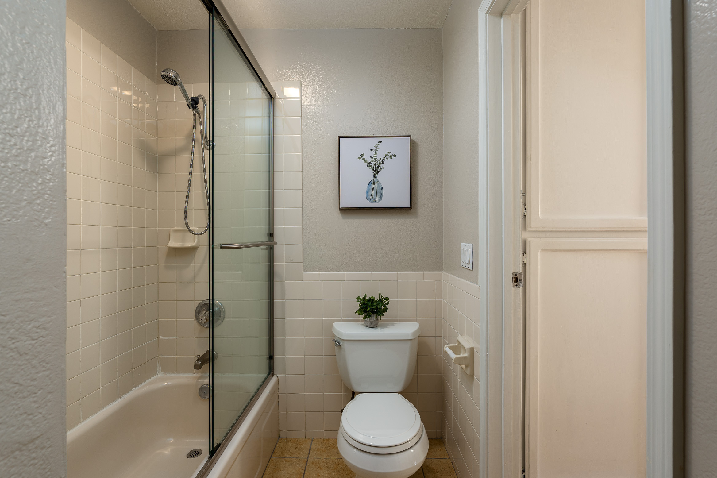 777 Morrell Avenue #105 bathroom glass door shower
